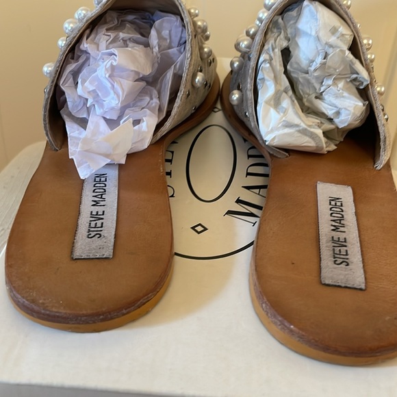 Steve Madden Slip In Shoes, Taupe - Picture 5 of 8